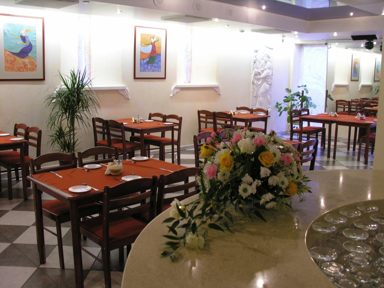 Turne Hotel Šiauliai Екстериор снимка