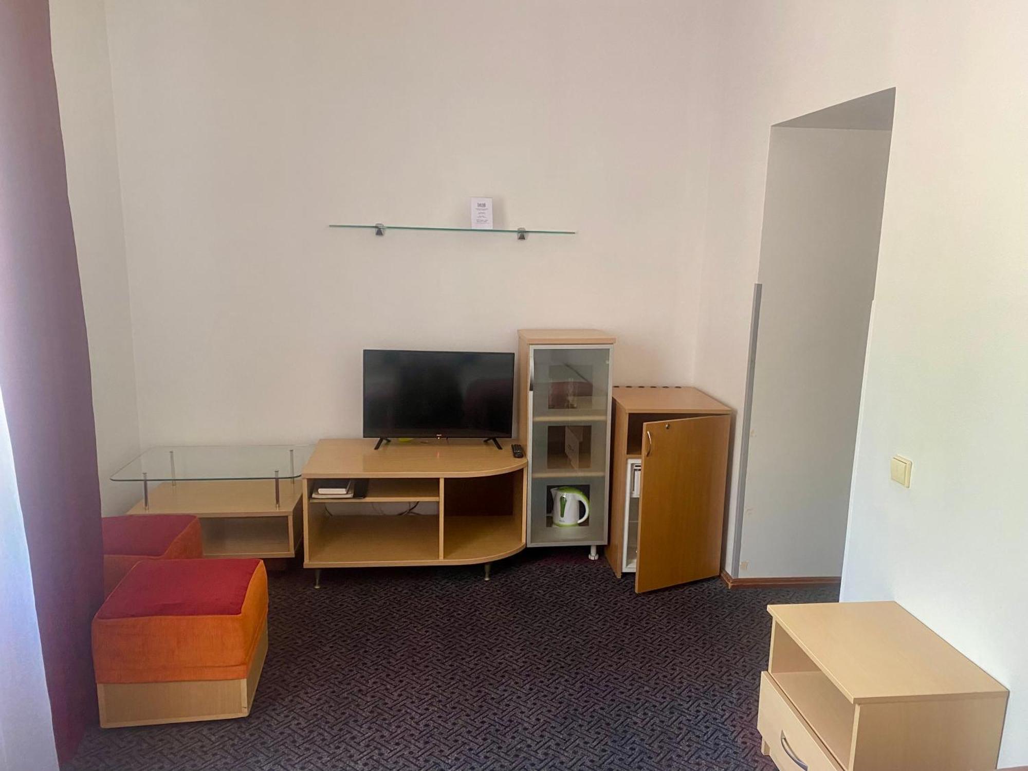 Turne Hotel Šiauliai Екстериор снимка