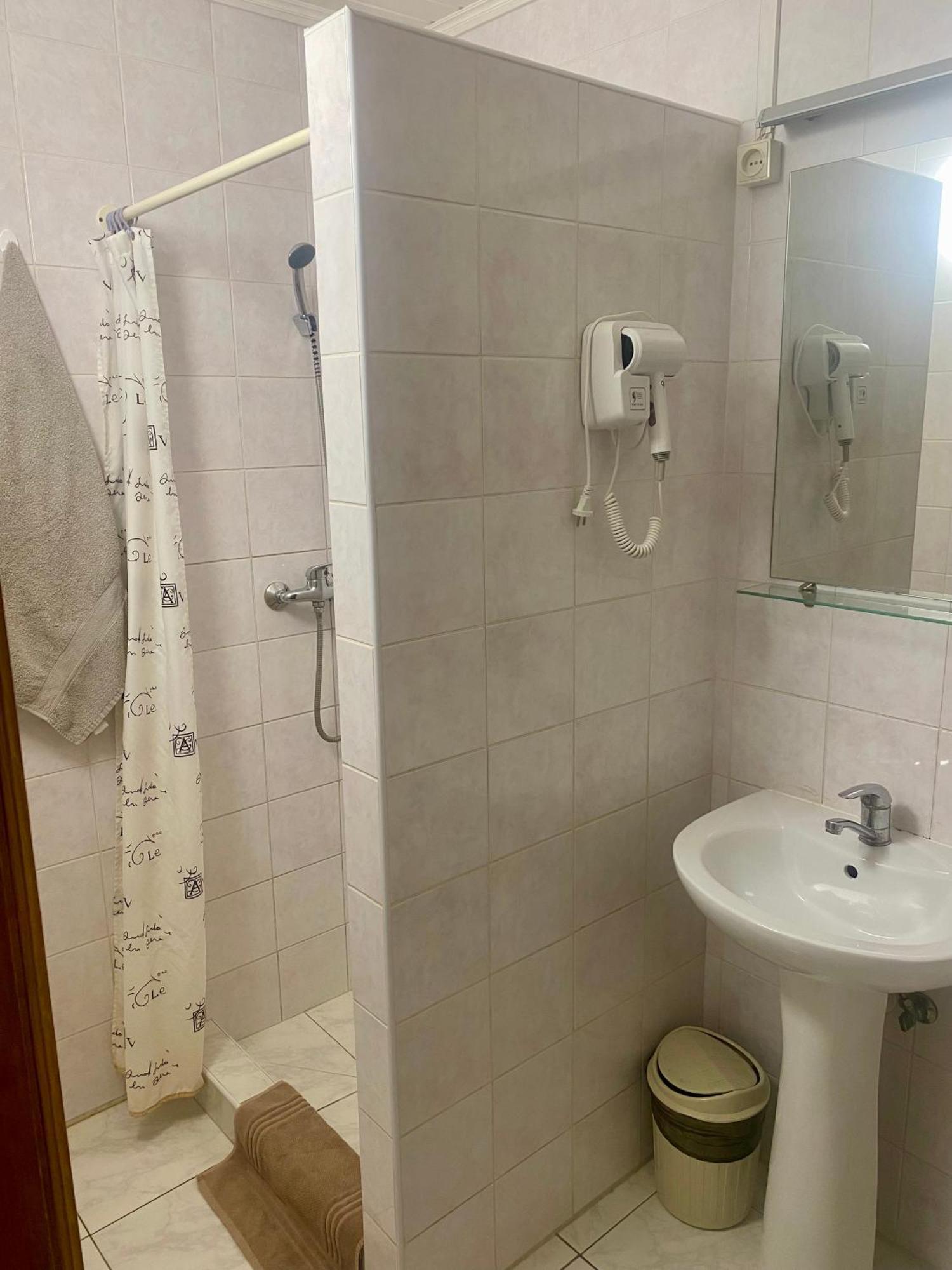 Turne Hotel Šiauliai Екстериор снимка