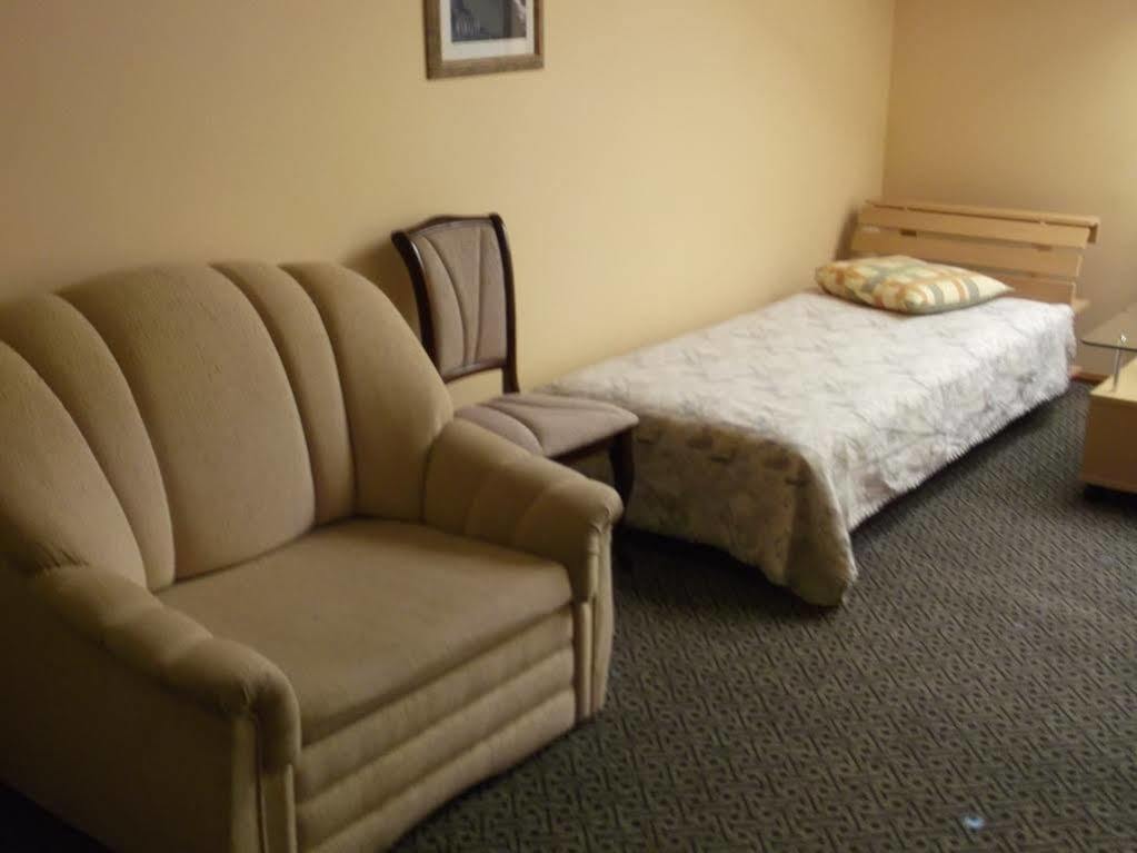 Turne Hotel Šiauliai Екстериор снимка